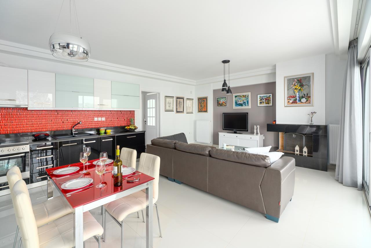 Apartamento Luxurious House Near The Sea Pórto Ráfti Exterior foto